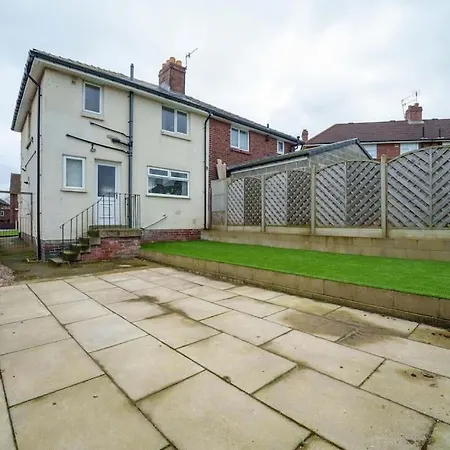 5 Beds - Perfect For Contractors & Families - Free Parking & Wifi Casa vacanze *